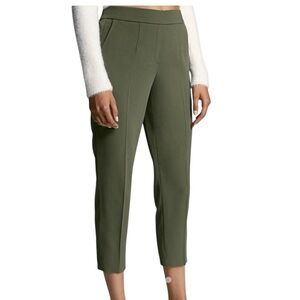 Wilfred Cohen pant in green pleated front cropped size 6 excellent condition